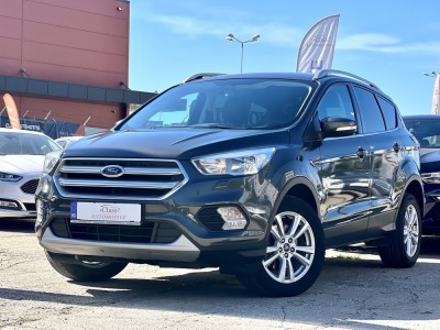 Ford Kuga 1.5 Ecoboost 182 CP 4WD Automat